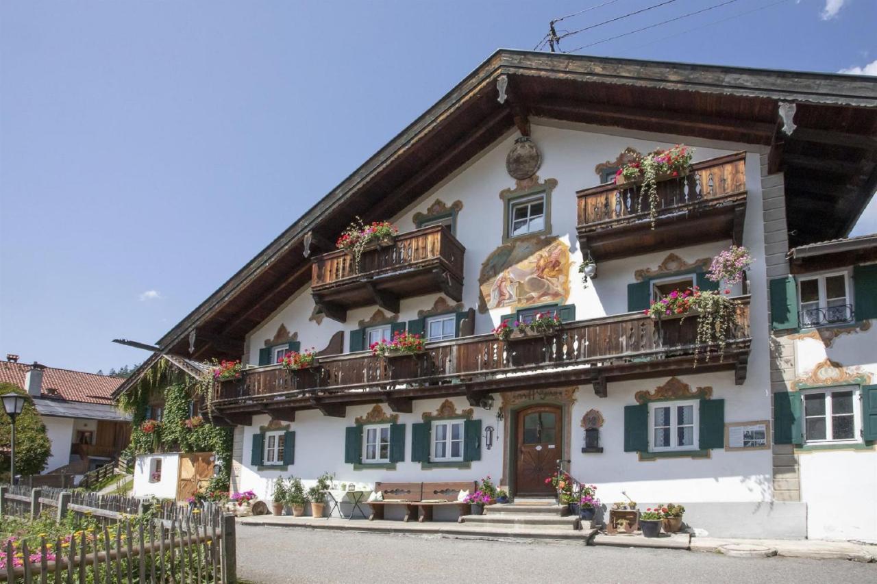 Haus Holler Apartamento Wallgau Exterior foto