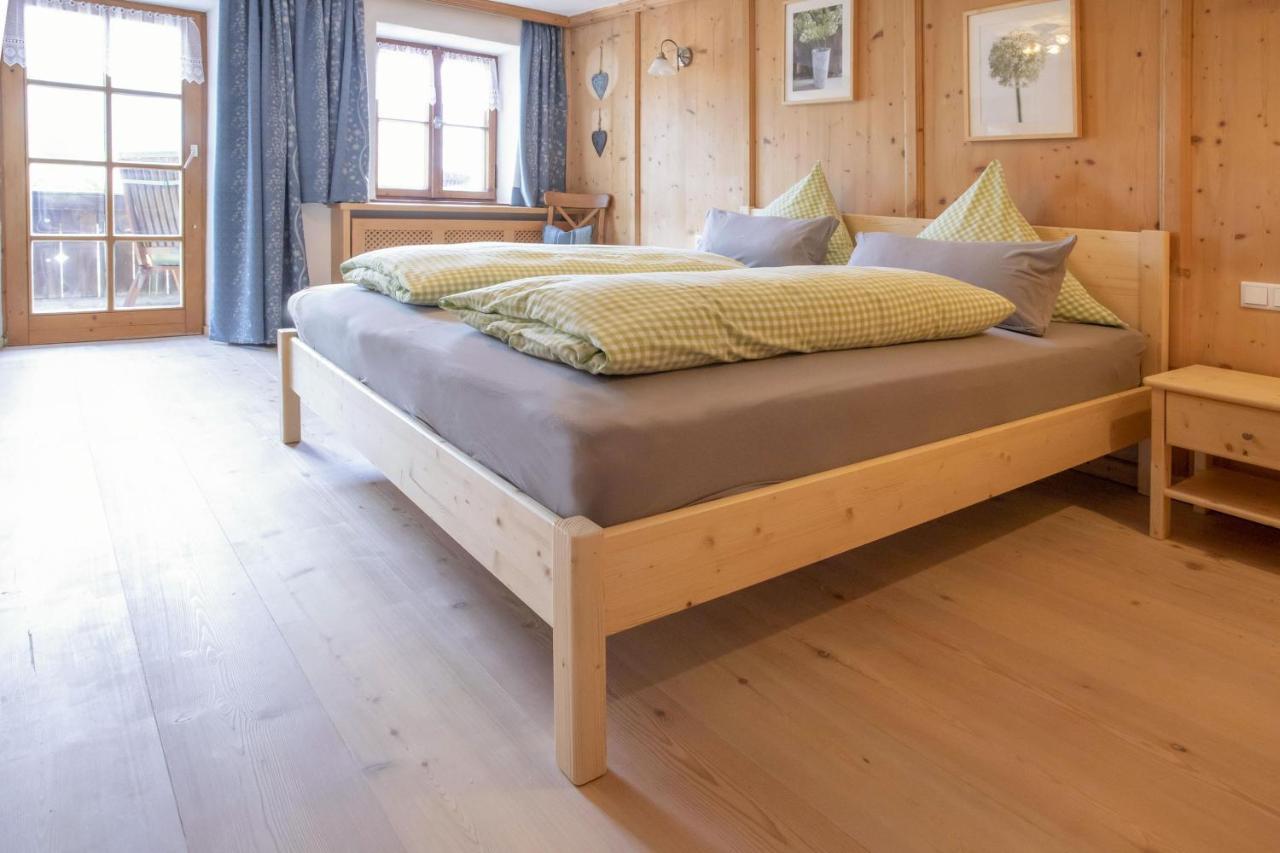 Haus Holler Apartamento Wallgau Exterior foto
