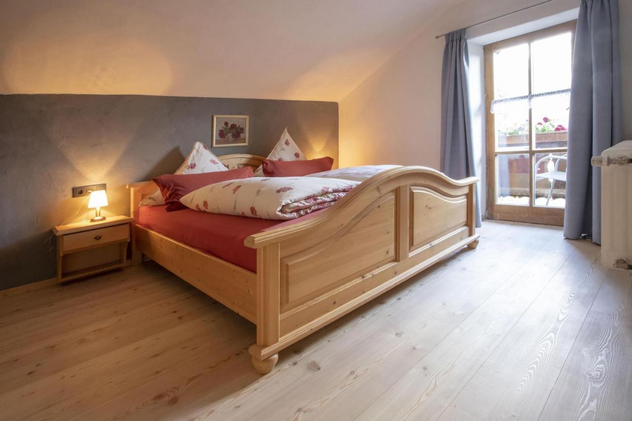 Haus Holler Apartamento Wallgau Exterior foto