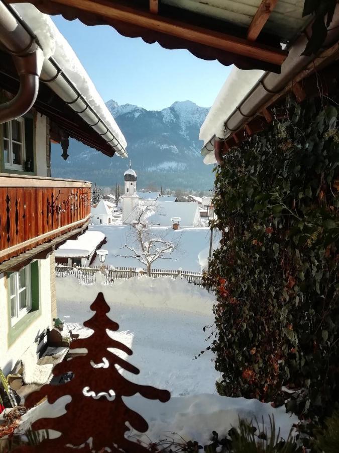 Haus Holler Apartamento Wallgau Exterior foto